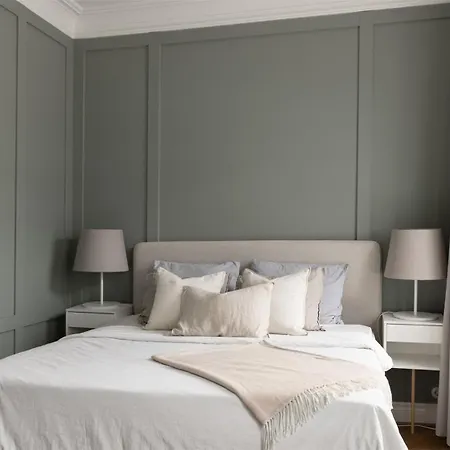 Luxurious Inner-city Flat Apartment