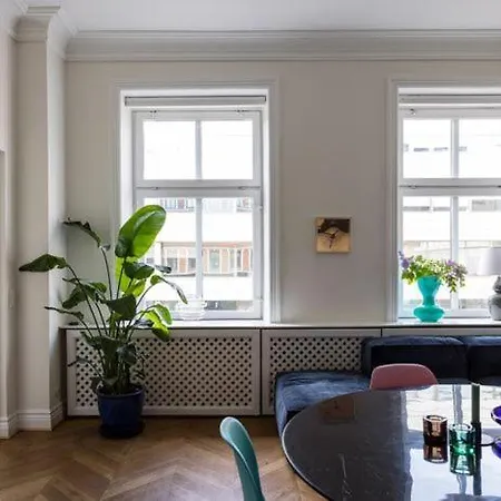 Apartment Luxurious Inner-city Flat